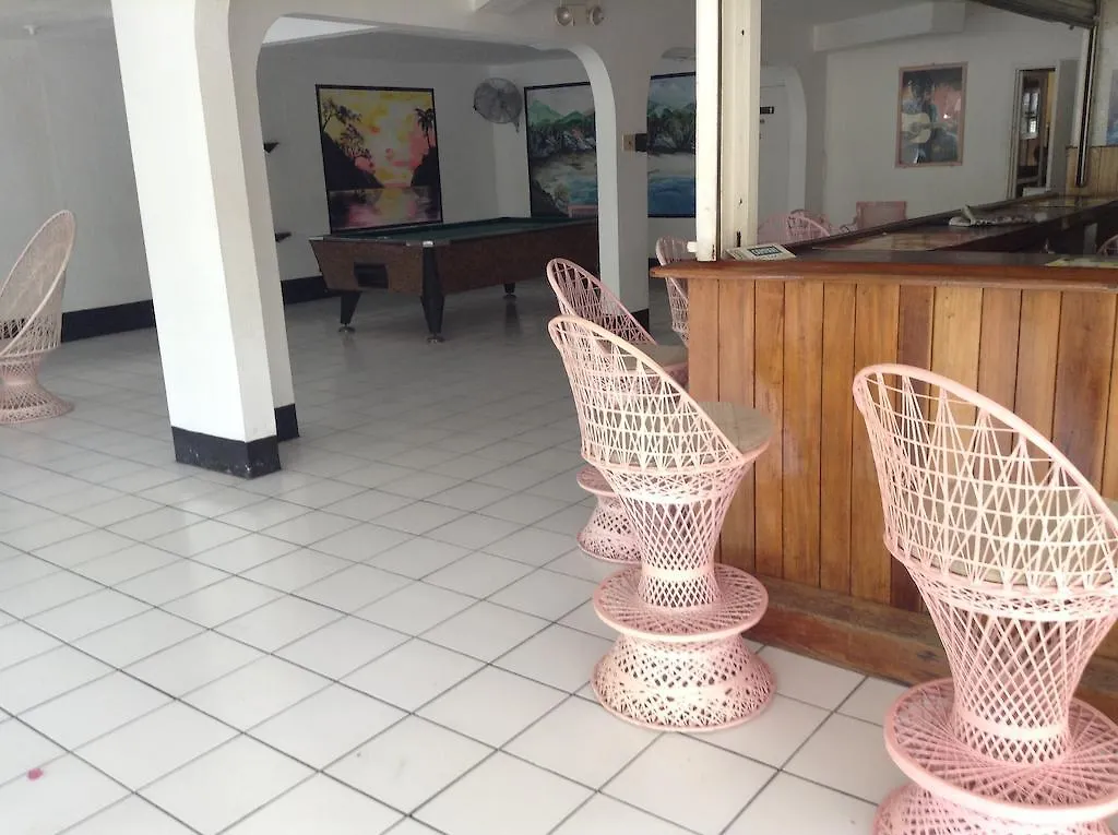 Marine View Hotel Ocho Rios 3*,